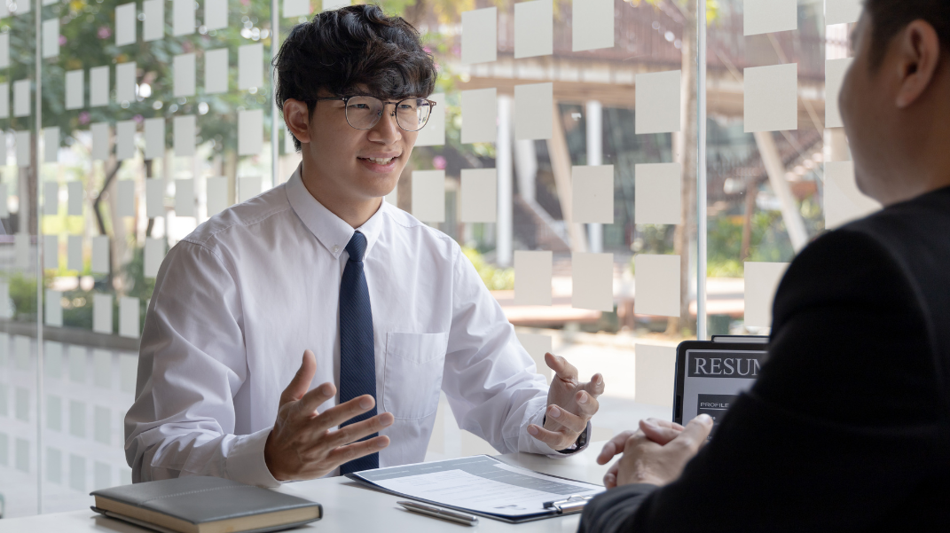 How to Apply for UK Jobs as a Financial Manager in 2025